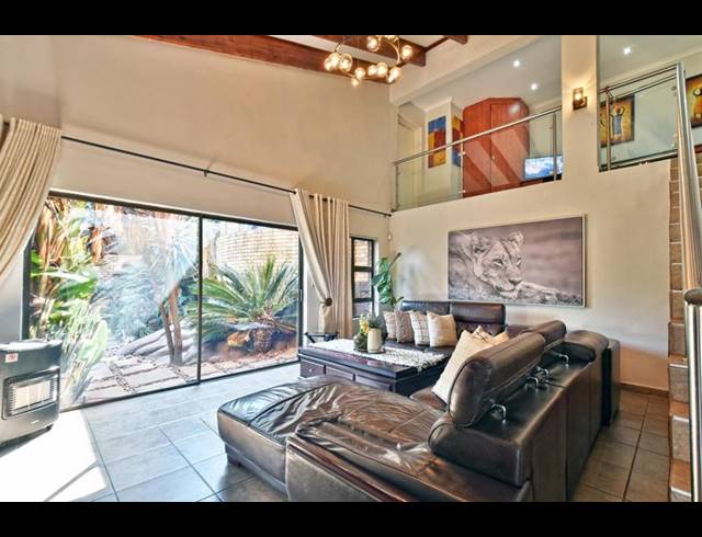 4 BEDROOM HOUSE FOR SALE IN GLENVISTA